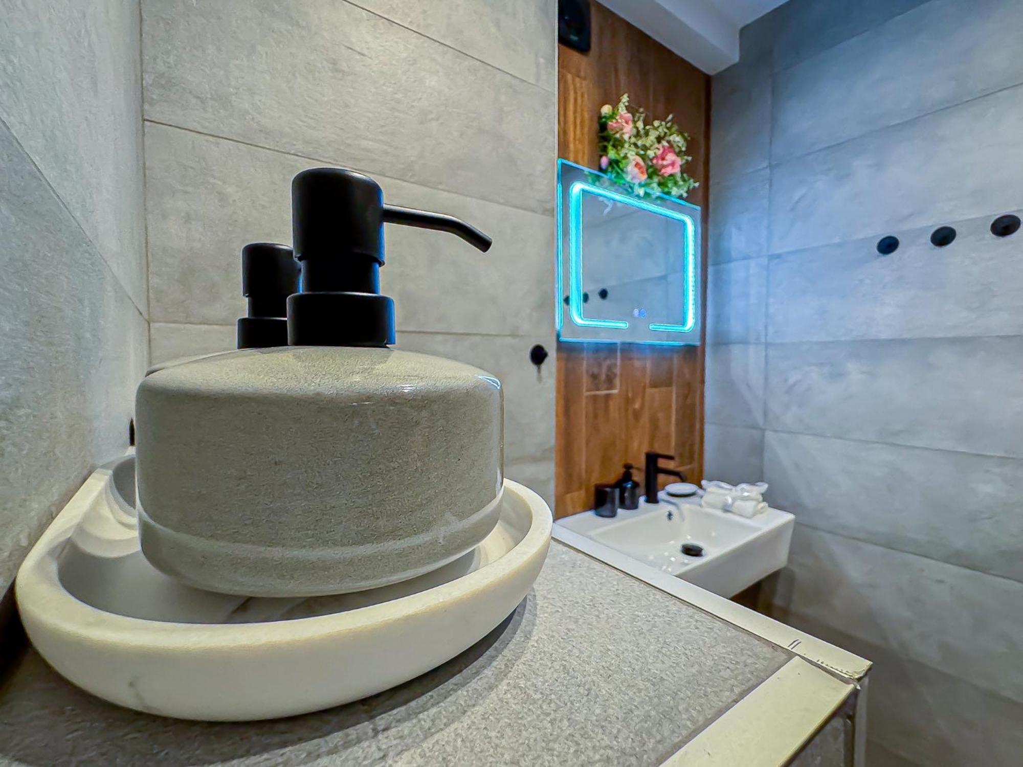 Central Apartments Veliko Tarnovo Ngoại thất bức ảnh